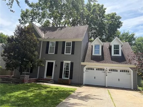 14319 W 80th St, Lenexa, KS 66215