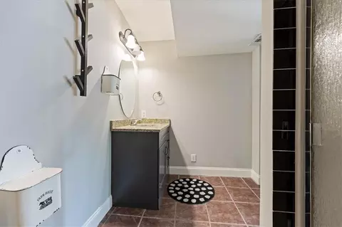 Bath - 1308 SW Surrey Trce, Lees Summit, MO 64081 photo 6 of 6