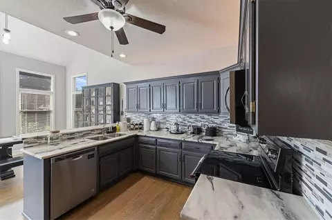 Kitchen - 1308 SW Surrey Trce, Lees Summit, MO 64081 photo 1 of 2