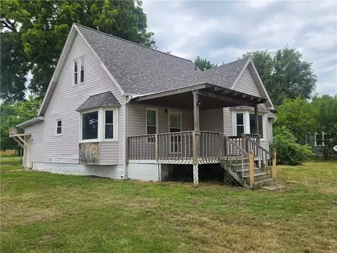 422 S Graham St, Leeton, MO 64761