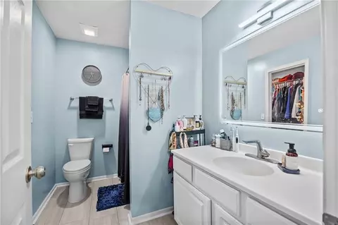 Bath - 3503 Easy St, Saint Joseph, MO 64503 photo 1 of 3