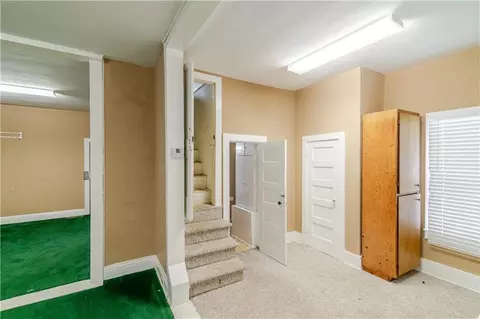 Entry Way - 1017 S 5th St, Atchison, KS 66002 photo 3 of 5