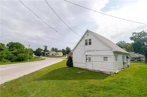 Other - 1017 S 5th St, Atchison, KS 66002 photo 3 of 15
