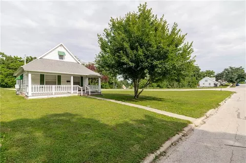 Other - 1017 S 5th St, Atchison, KS 66002 photo 1 of 15