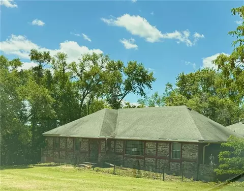 6940 Renner Rd, Shawnee, KS 66217