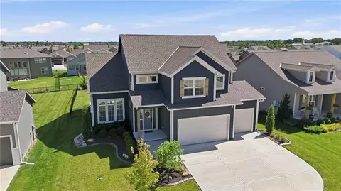 1505 SW Arbormill Ter, Lees Summit, MO 64082
