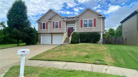 7104 E 163rd Ter, Belton, MO 64012