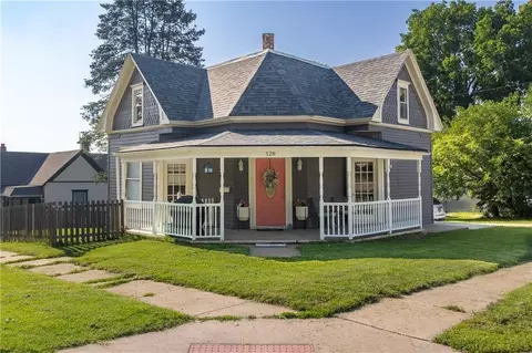 128 E Brown St, Liberty, MO 64068