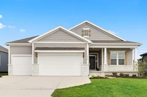 17135 S Barstow St, Olathe, KS 66062