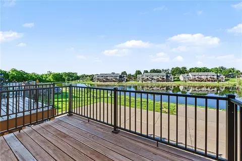 145 Stonebridge Ln #145, Smithville, MO 64089