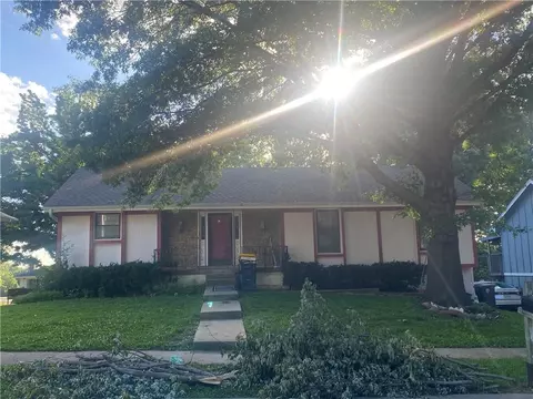 8108 N Serene Ave, Kansas City, MO 64152