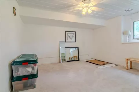 Bedroom - 6301 E 285th St, Freeman, MO 64746 photo 4 of 8