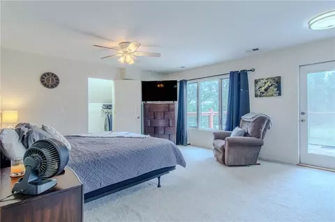 Bedroom - 6301 E 285th St, Freeman, MO 64746 photo 7 of 8