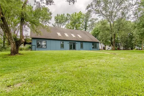Exterior - 6301 E 285th St, Freeman, MO 64746 photo 13 of 15