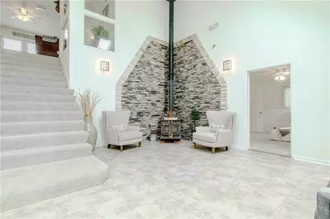Entry Way - 6301 E 285th St, Freeman, MO 64746 photo 5 of 5