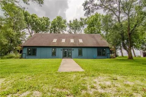 Exterior - 6301 E 285th St, Freeman, MO 64746 photo 10 of 15