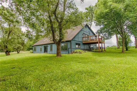 Exterior - 6301 E 285th St, Freeman, MO 64746 photo 1 of 15