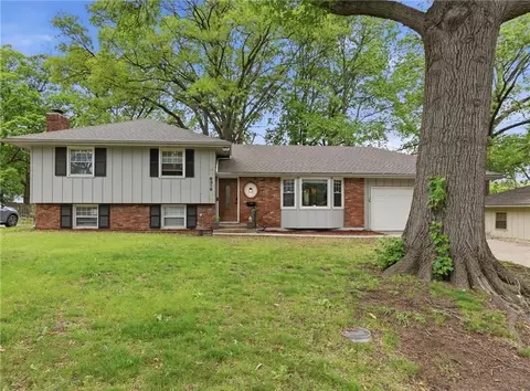 6316 Hedges Ave, Raytown, MO 64133