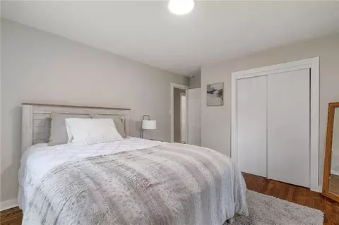 Bedroom - 601 Eisenhower Rd, Lansing, KS 66043 photo 2 of 3