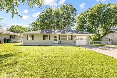 5522 Ripley St, Saint Joseph, MO 64506