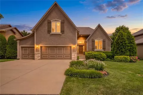 17595 S Brockway St, Olathe, KS 66062