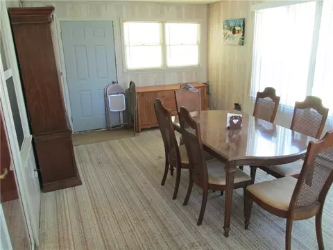Dining - 214 W 7th St, Cameron, MO 64429 photo 1 of 2