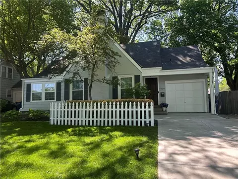 5720 Walmer St, Mission, KS 66202