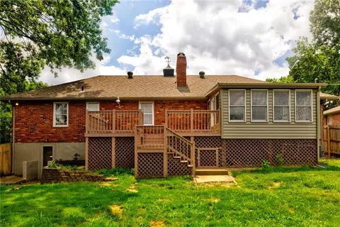 Exterior - 12162 E 39th Ter, Independence, MO 64052 photo 5 of 5