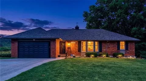 Exterior - 12162 E 39th Ter, Independence, MO 64052 photo 1 of 6
