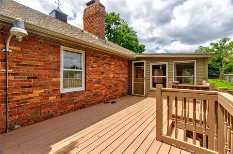 Exterior - 12162 E 39th Ter, Independence, MO 64052 photo 3 of 5