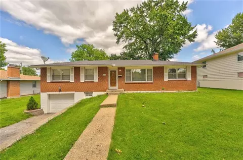 1601 N 81st Ter, Kansas City, KS 66112