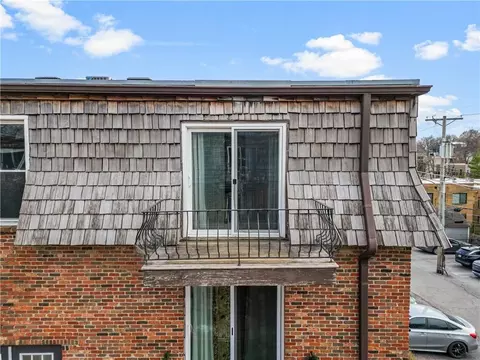 4430 Jarboe St #6, Kansas City, MO 64111