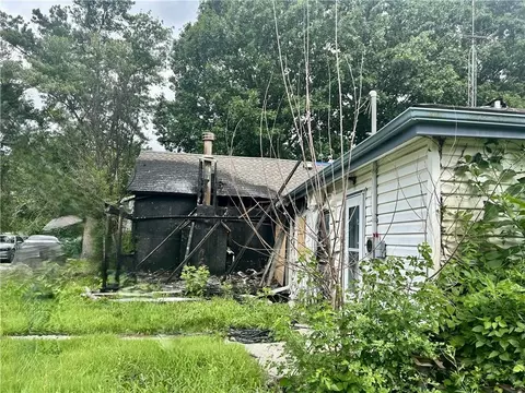 Exterior - 617 N Houston St, Adrian, MO 64720 photo 7 of 8