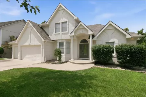 3620 NW Primrose Ln, Lees Summit, MO 64064