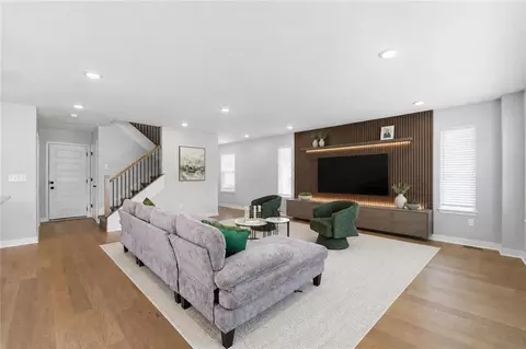 Living - 707 Glenn Cir, Raymore, MO 64083 photo 1 of 4