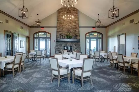 Dining - 707 Glenn Cir, Raymore, MO 64083 photo 2 of 2