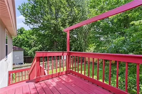 Exterior - 16415 E 4th St, Independence, MO 64056 photo 6 of 9