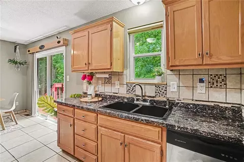 Kitchen - 16415 E 4th St, Independence, MO 64056 photo 1 of 3