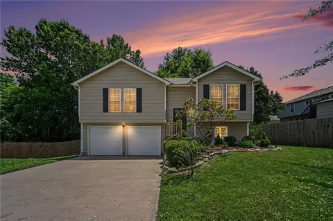 16415 E 4th St, Independence, MO 64056