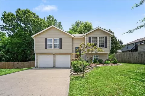 Exterior - 16415 E 4th St, Independence, MO 64056 photo 2 of 9