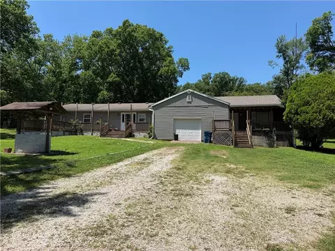 1419 Cr 4550, Coffeyville, KS 67337