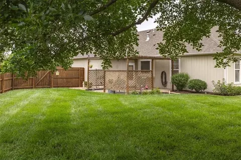 Exterior - 5249 Carson Pl, Lawrence, KS 66049 photo 4 of 6