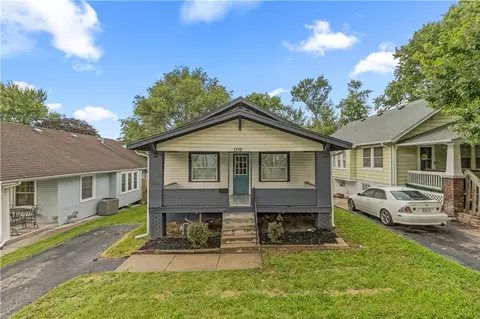 1310 S Maywood Ave, Independence, MO 64052