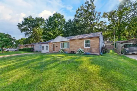 4006 S Lynn St, Independence, MO 64055