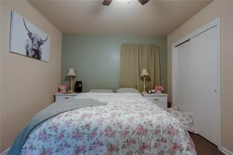 Bedroom - 15408 E 42nd Pl, Independence, MO 64055 photo 3 of 6