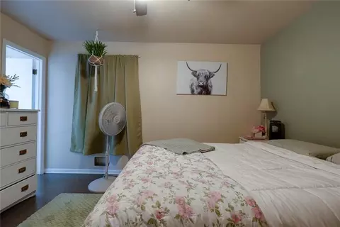 Bedroom - 15408 E 42nd Pl, Independence, MO 64055 photo 4 of 6