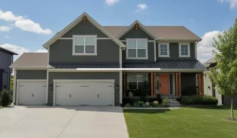 3008 SW Arboridge Dr, Lees Summit, MO 64082