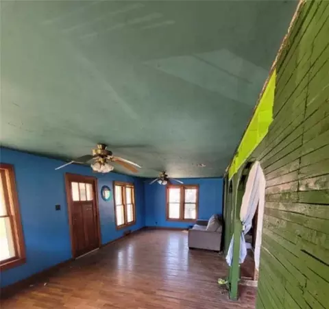 Living - 2103 Main St, Bethany, MO 64424 photo 1 of 1