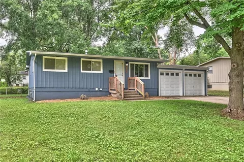 8707 E 91st Ter, Kansas City, MO 64138