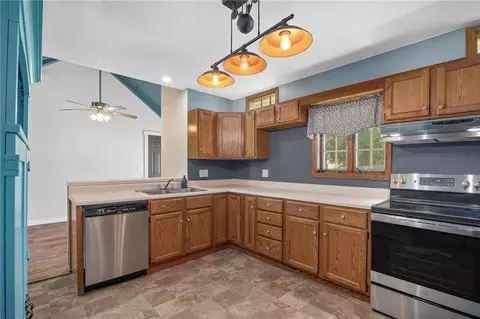 Kitchen - 109 E Chestnut St, Hamilton, MO 64644 photo 1 of 3